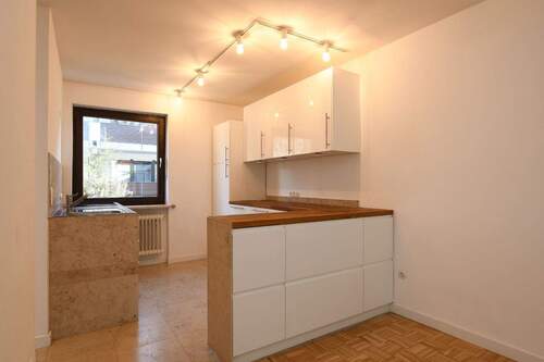 Küche - Etagenwohnung mit 67,00 m&sup2; in München zur Miete