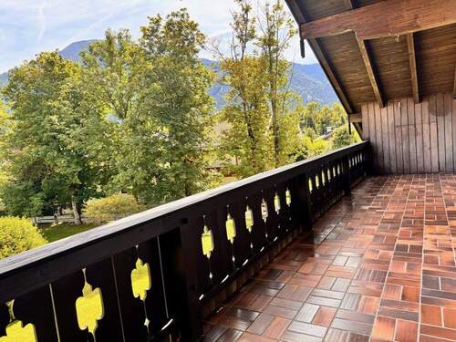 Balkon mit Katzenlauben - 