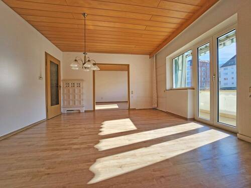 Wohnen - 3 Zimmer Etagenwohnung in Stuttgart