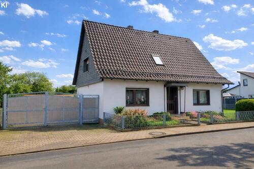 Bild 2 - 5 Zimmer Mehrfamilienhaus, Wohnhaus zum Kaufen in Clenze