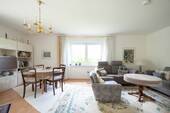Wohnzimmer im Erdgeschoss - 
