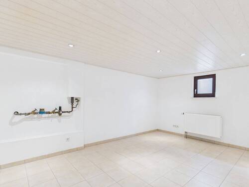 Heller Mehrzweckraum - 