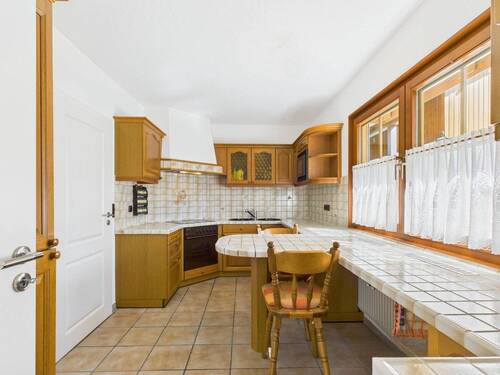 Gemütliche Landhausküche, Kochen mit Blick ins Grüne - 