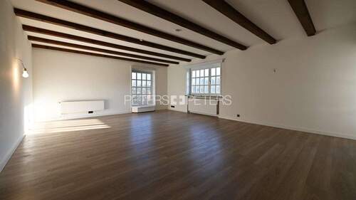 Wohnzimmer - Etagenwohnung mit 111,70 m&sup2; in Harmstorf zur Miete