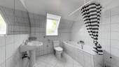 Badezimmer Dachgeschoß - 