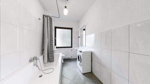 Badezimmer Erdgeschoß - 