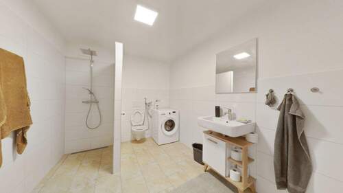 Badezimmer Untergeschoss - 