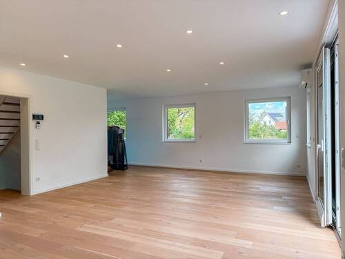 Wohn- und Esszimmer - 5 Zimmer Doppelhaushälfte in Faßberg
