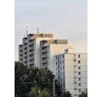 Zentrale Lage & Panorama-Ausblick: Kernsanierte Komfort-Wohnung ohne Makler! - Köln Porz