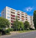 Hausfront - 3 Zimmer Etagenwohnung zum Kaufen in Köln