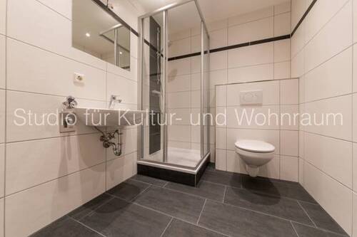Duschbad - Etagenwohnung mit 21,80 m² in Dresden zur Miete