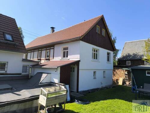 Rückseite - 7 Zimmer Mehrfamilienhaus, Wohnhaus zum Kaufen in Seifhennersdorf