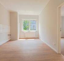 Dein Raum in Düsseldorf: Stilvoll sanierte 2-Zimmer-Wohnung - perfekt für Singles, Paare oder WG