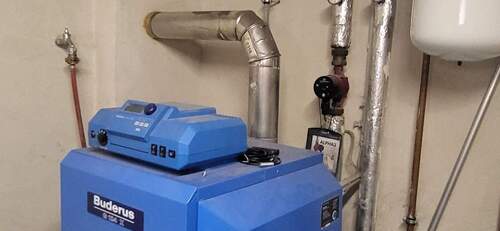 GAS-ZENTRALHEIZUNG VON BUDERUS - 