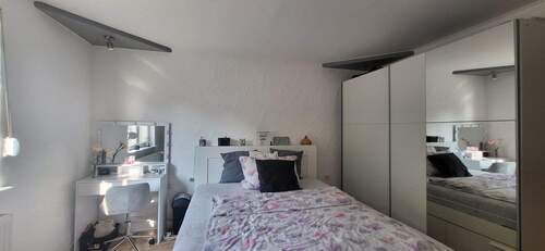 GROSSE SCHLAFZIMMER - 