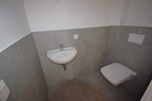 Gäste-WC - Etagenwohnung mit 127,50 m&sup2; in Geestland-Langen zur Miete