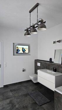 Badezimmer WC/Waschbereich - 