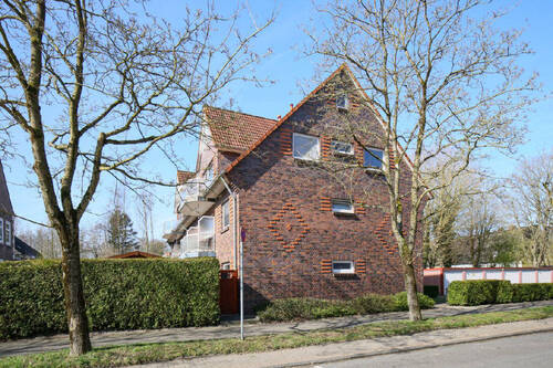 Außenansicht - 4 Zimmer Etagenwohnung in Wilhelmshaven-Fedderwardergroden