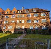 Zentrale Lage: 1,5-Zimmer DG-Wohnung in HL-St. Jürgen (Nähe Uni), Ratzeburger Allee - Lübeck