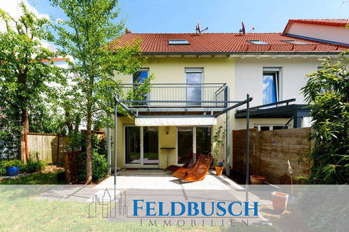 Cover Logo - Reihenendhaus mit Garten in Seligenporten - ideales Familienzuhause mit viel Platz, Tageslicht und Wohlfühlambiente