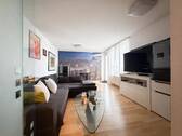 Wohnzimmer - Moderne 2-Zimmer-Wohnung mit Balkon und tollen Veste-Blick!