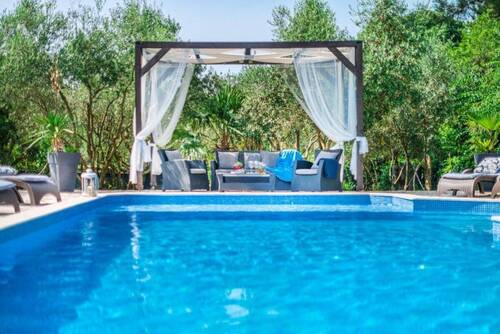 Außenanlage-Pool. - 