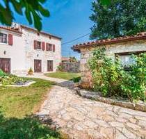 Authentisches Steinhaus mit großem Garten - Marcana