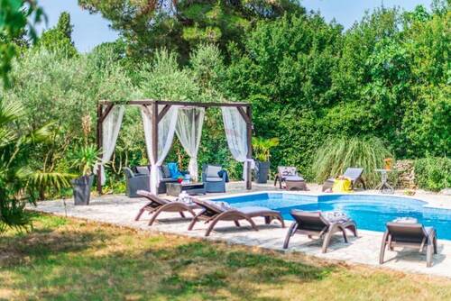 Außenanlage-Pool.- - 6 Zimmer Doppelhaushälfte zum Kaufen in Marcana