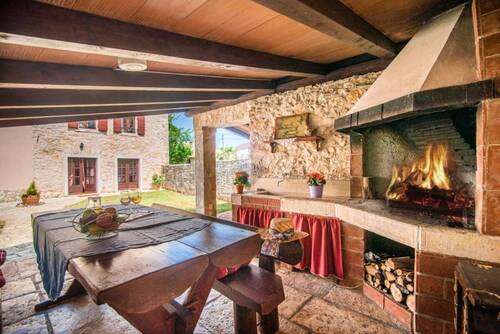 Sommerküche - Doppelhaushälfte mit 175,00 m&sup2; in Marcana zum Kaufen