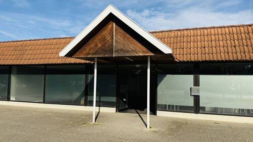  Eingang - Gewerbeobjekt (Büro, Produktion, Verkauf) zur Miete in Celle