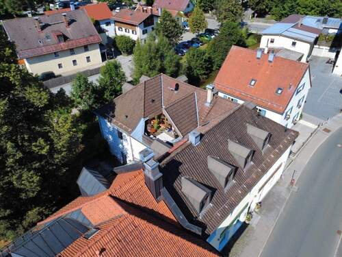 Hausansicht - 1 Zimmer Mehrfamilienhaus, Wohnhaus zum Kaufen in Miesbach