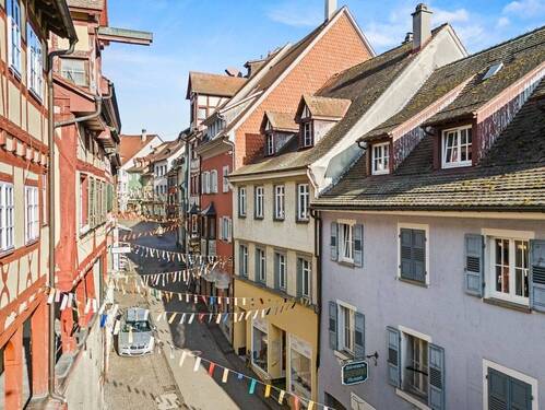 Im Herzen der Altstadt - 6 Zimmer Mehrfamilienhaus, Wohnhaus zum Kaufen in Meersburg