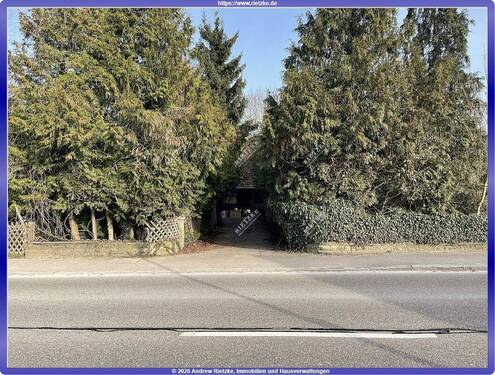 ARI-10959-Gesamtansicht-3 - Selten großes Grundstück, freistehendes EFH mit Fachwerkscheune zum wachküssen