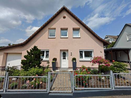 Ansicht vorne - 8 Zimmer Mehrfamilienhaus, Wohnhaus in Bremen