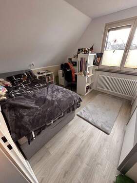 Kinderzimmer 2 (OG) - 