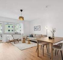 Frisch renovierte 3 ZKB mit 2 Balkonen & Garage in Königsbrunn von privat