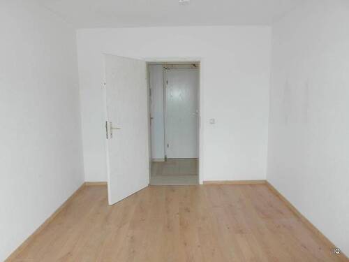 Zimmer 3 - 