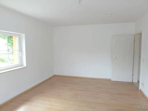 Zimmer 2 - 