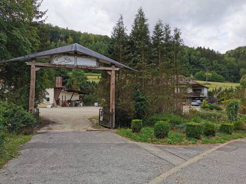 Hofeinfahrt - Bauernhaus, Landhaus in Happurg zum Kaufen