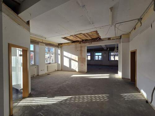 aktueller Stand nach Schade in beräumtem Zustand - 