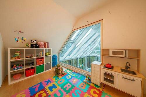 200-8560_Spielzimmer_gestaged - 