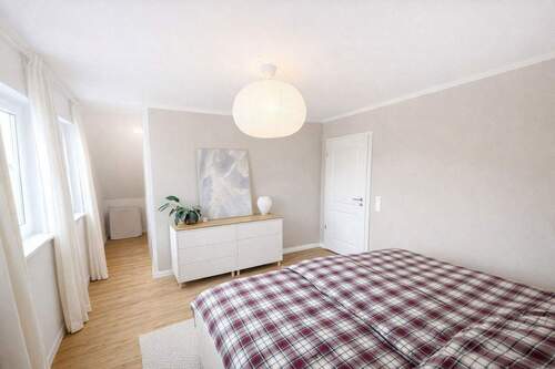 OG: Elternschlafzimmer - 