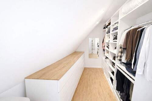 OG: Ankleidezimmer - 