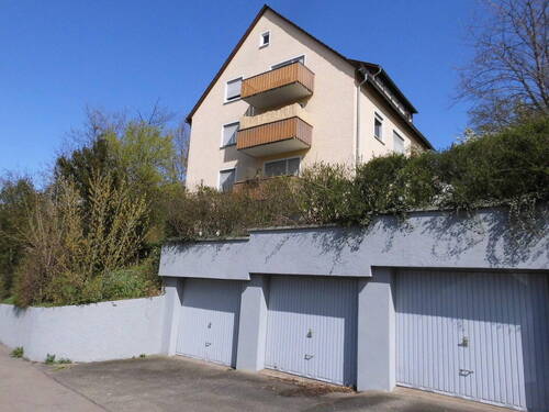 Westansicht - Stadthaus mit Charme, 7 Wohnungen und 4 Garagen