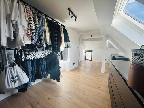 Begehbarer Kleiderschrank - 