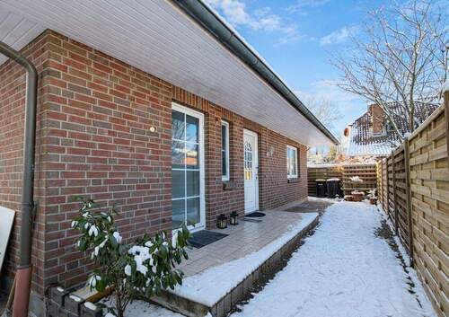 Hausansicht - Bungalow auf kleinem Grundstück