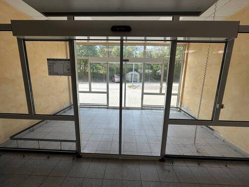 Ansicht Haupteingang - 