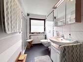 Badezimmer (EG) - 