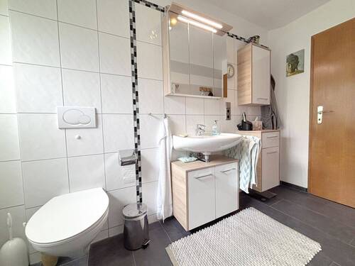 Badezimmer (EG) - 