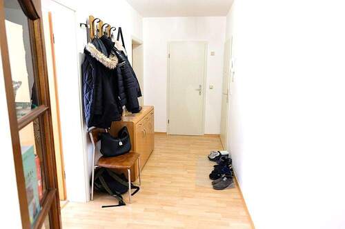 Bild 3 - 4 Zimmer Etagenwohnung in Bebra